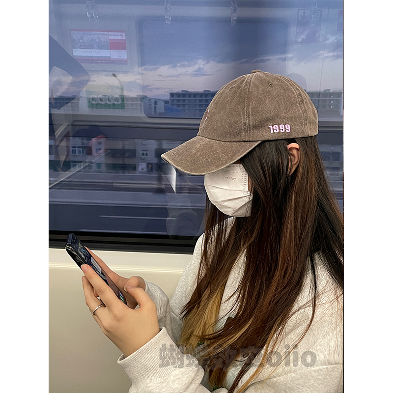 简约百搭字母刺绣棒球帽