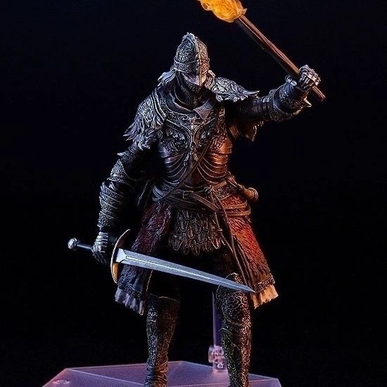 艾尔登法环白狼战鬼手办