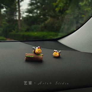 小蜜蜂汽车中控台车内饰品摆件可爱卡通车载有趣 车饰小摆件