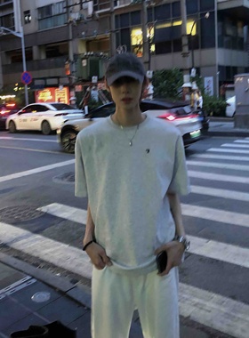 BUFANSTUDIO搭配帽子廓形磨破质感鸭舌帽修饰脸型情侣棒球帽多色