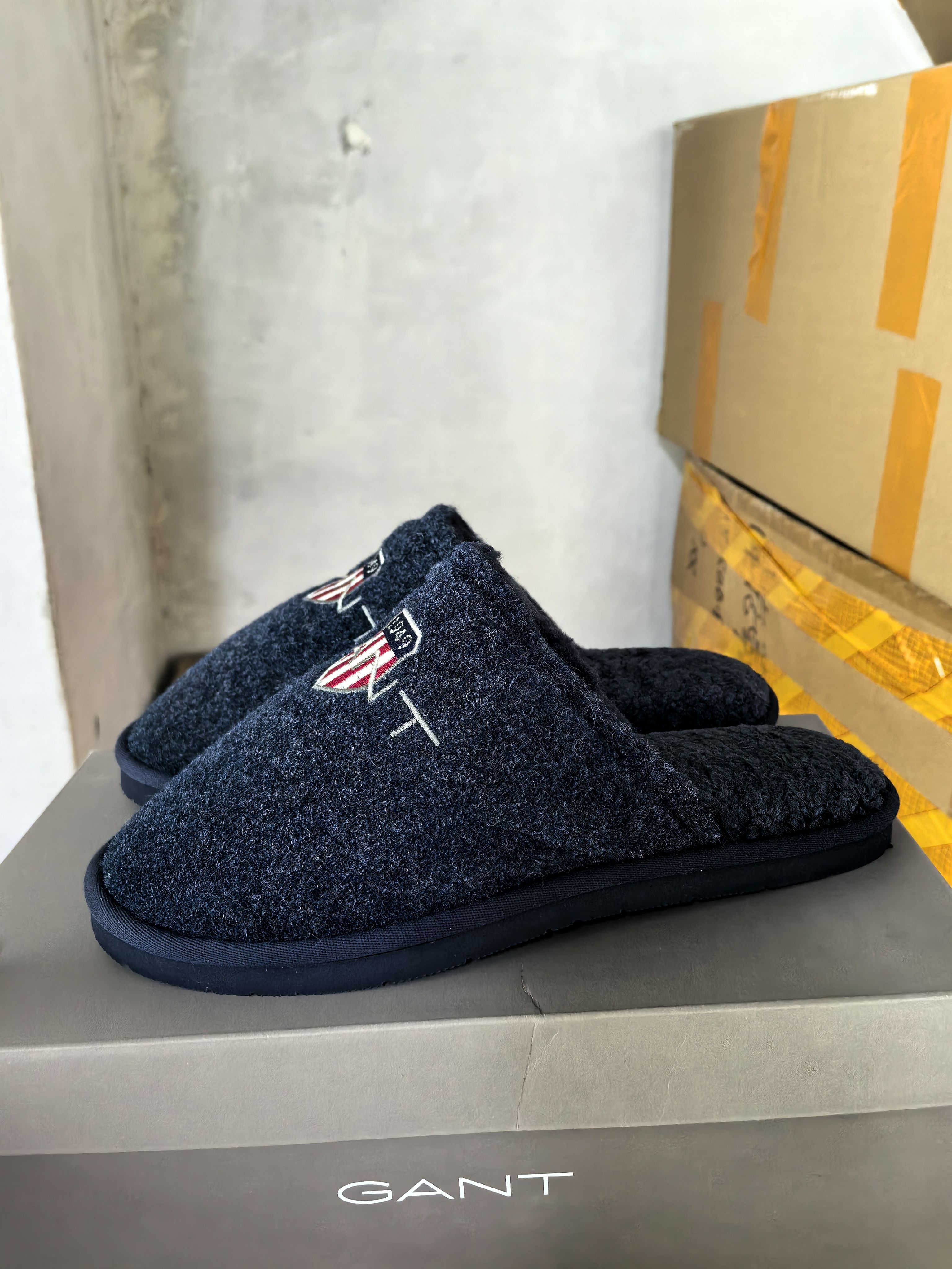 大牌男款棉拖鞋，室内外穿皆可，44码秋冬大码男包头拖鞋