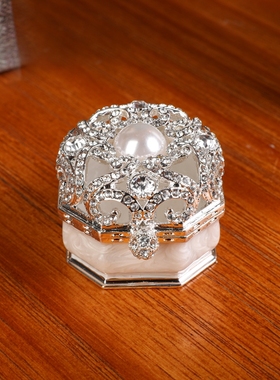 外贸镂空镶钻八角盒情人节礼物求婚戒指盒耳环收纳盒送海绵托