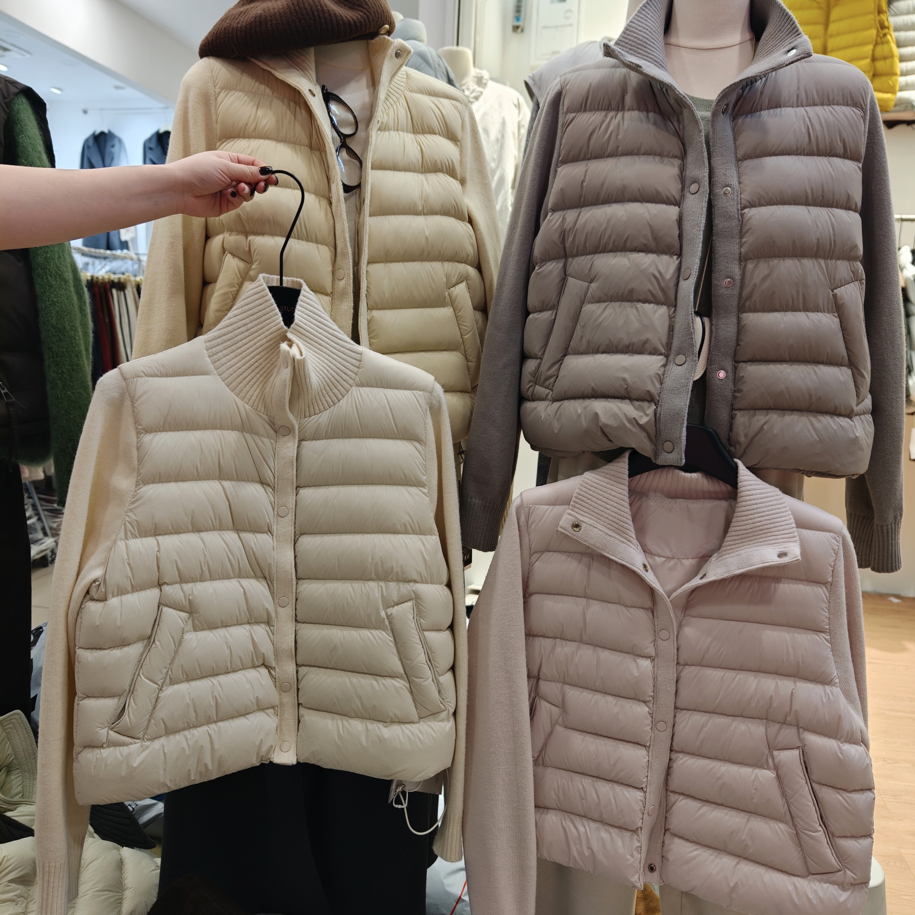 韩系立领针织拼接90白鸭绒羽绒服女2025冬季新款轻薄保暖短款外套