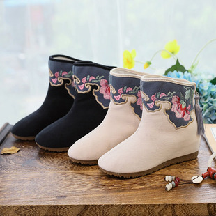 加绒保暖中低筒绣花鞋 老北京冬季 民族布靴棉靴 时尚 女靴 绣花靴子