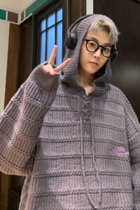 2024秋冬连帽刺绣男扭花毛衣个性针织衫 B213-8079-P80控98图片