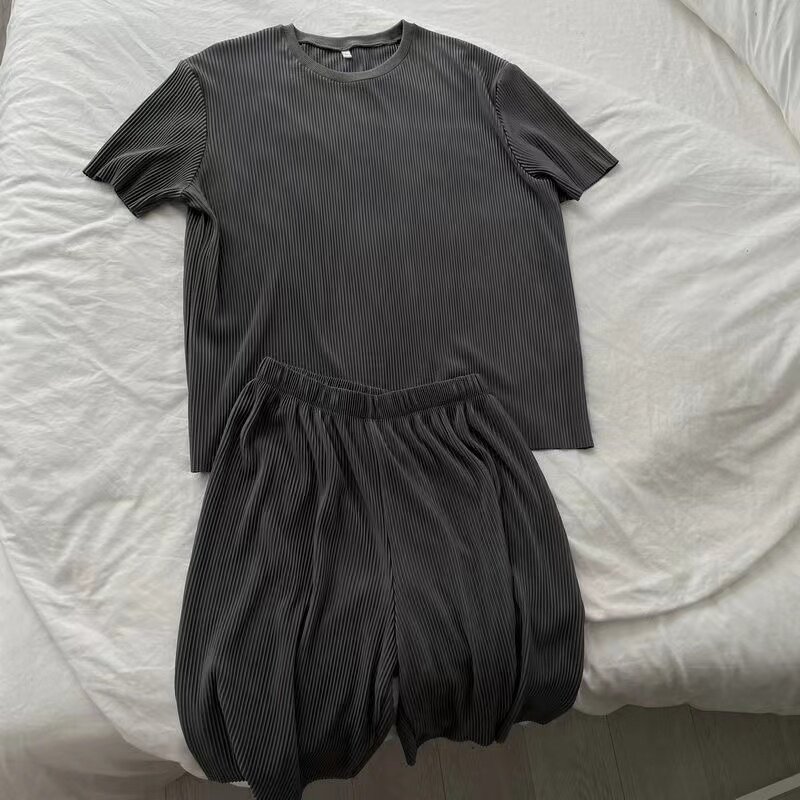 아이스 실크 스포츠 정장 남성용 플러스 사이즈 플러스 사이즈 300 파운드 여름 루즈 캐주얼 티셔츠 반바지 반팔 투피스 트렌디 세트