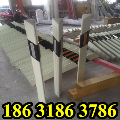 地埋式树脂纤维路侧双面反光轮廓标桩玻璃钢柱式轮廓标三角导向桩