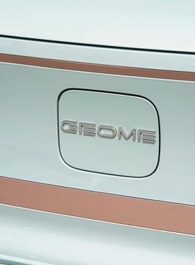 吉利熊猫mini电动汽车充电口后盖字母标银色GEOME原车厂不锈