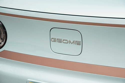 吉利熊猫mini电动汽车充电口后盖字母标银色GEOME原车厂不锈