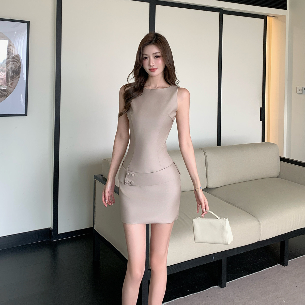 轻职海妖&rdquo;法式知性风气质无袖修身显瘦包臀连衣裙短裙女