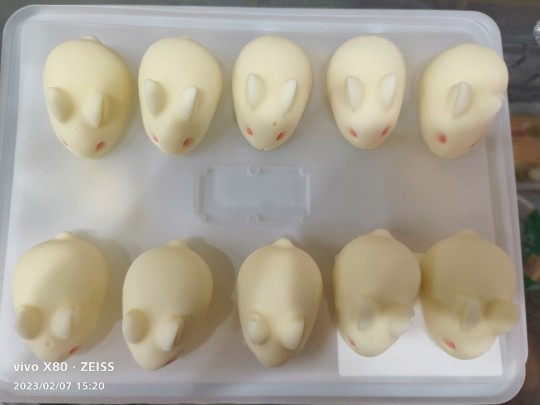 慕斯酸奶兔卡通小兔子糕点中式糕点心开袋即食甜品店网红甜点10个