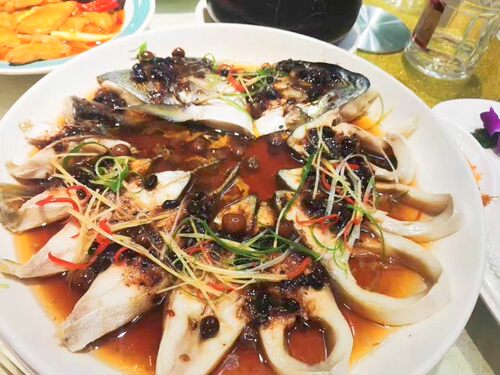 网红腌制拉花鲳鱼鲳鱼霸王鲳清蒸酒店海鲜半成品食材特色菜整条