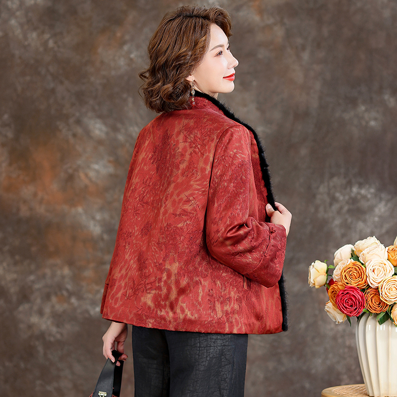 妈妈新中式国风红色短款羽绒服