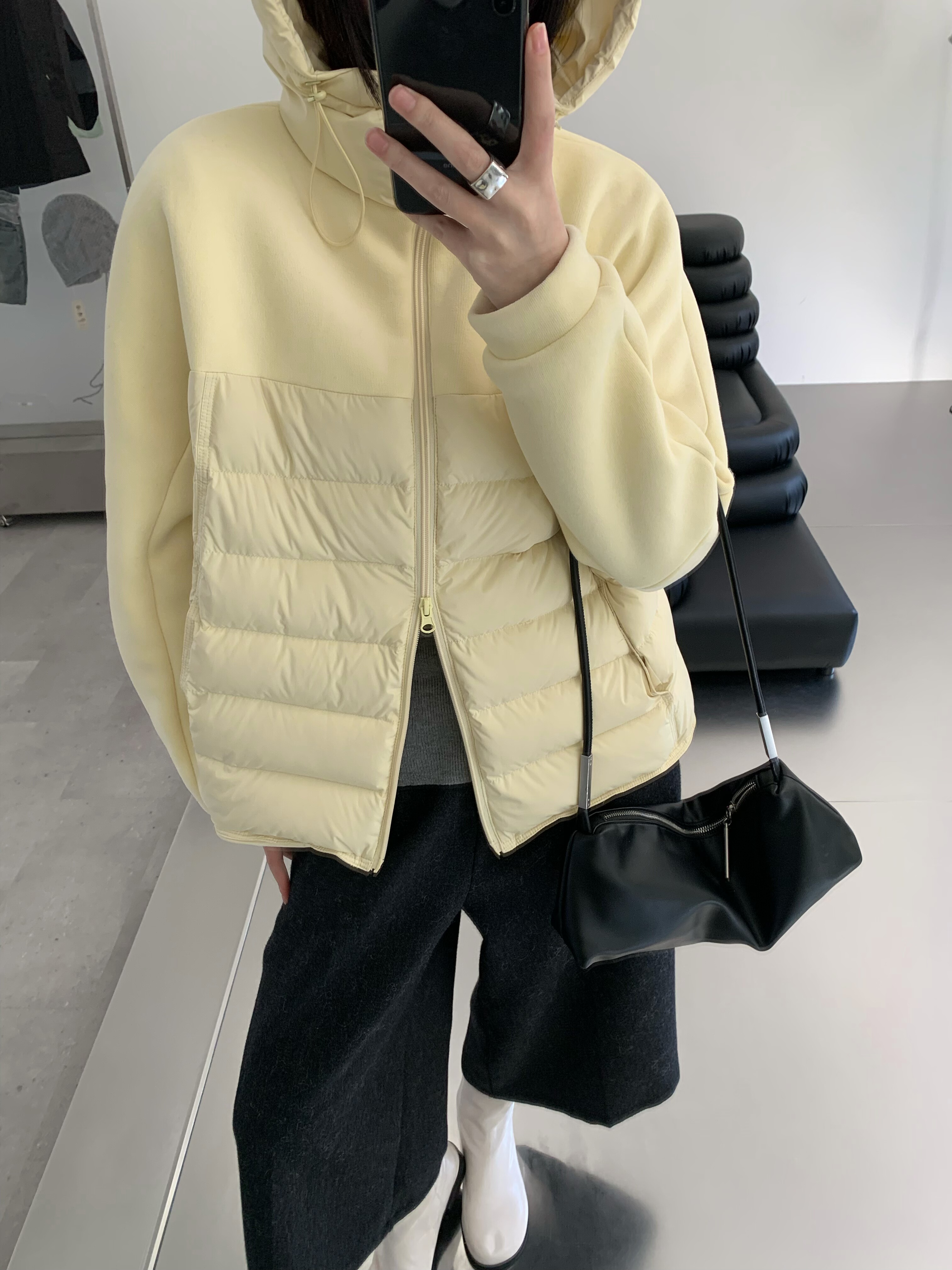 轻薄羽绒服女短款2025冬季新款韩版宽松连帽拼接显瘦90白鸭绒外套