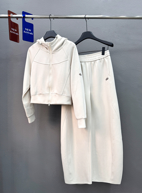 巨好看的早秋一整套运动套装女2025新款品牌卫衣弯刀裤休闲两件套
