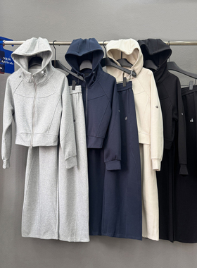 巨好看的运动套装女2025新款秋季慵懒风宽松拉链卫衣弯刀裤两件套