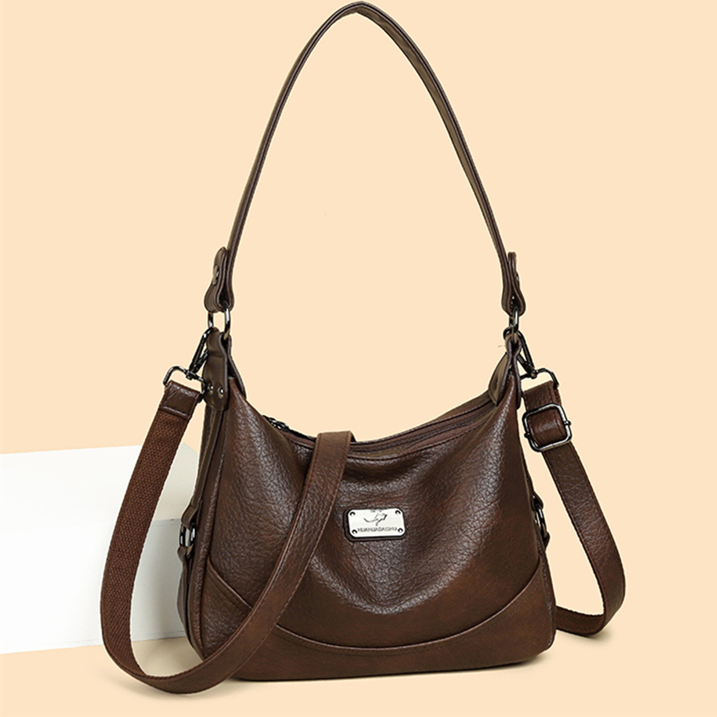 品牌真皮女包单肩包斜挎包包女式2026新款大包手提包女大容量包包