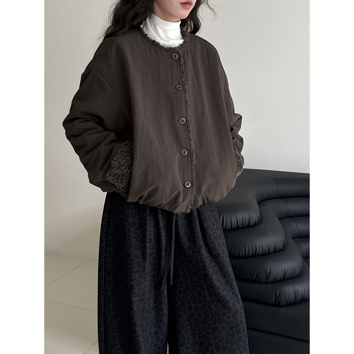 鹿西 韩系复古简约羊羔毛圆领保暖小个子夹棉外套女冬季新款89006