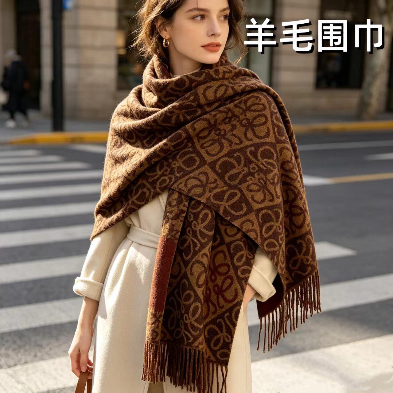 欧洲站老钱风羊毛羊绒披肩女秋冬保暖流苏围巾百搭高级感氛围礼物