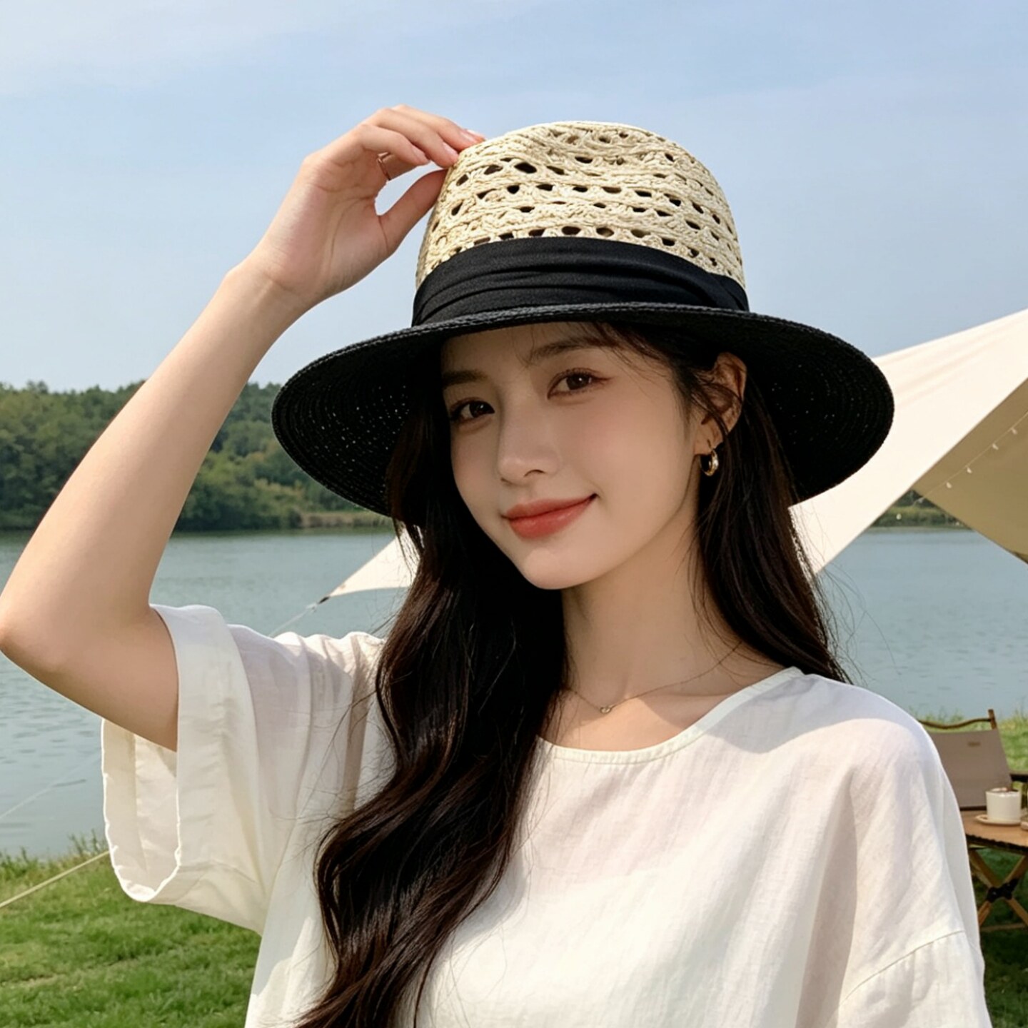 手工镂空拉菲草礼帽女夏宽檐防晒拼色爵士草帽海边度假沙滩遮阳帽