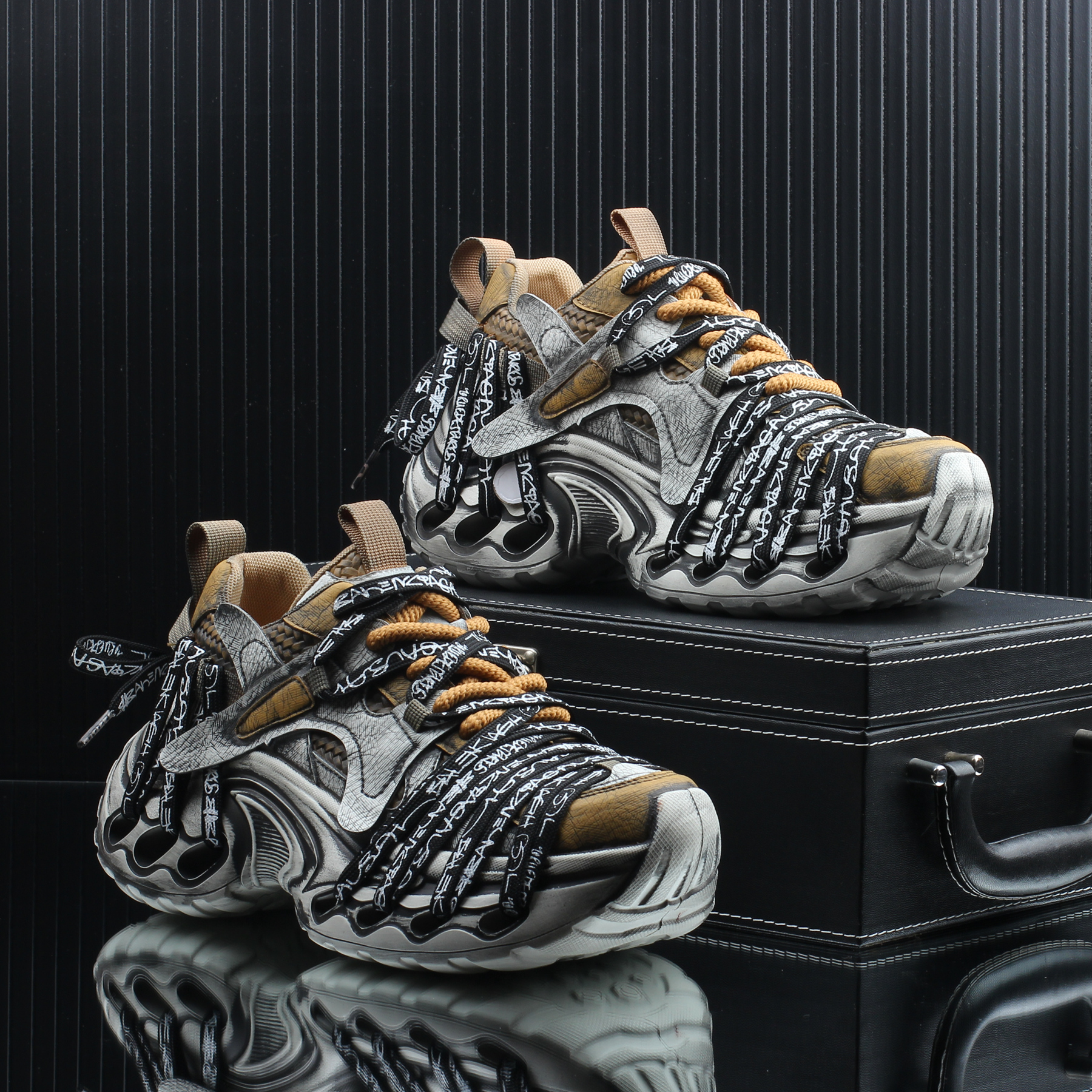 高级感潮牌轻奢痞帅时尚老爹鞋男