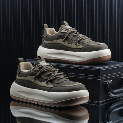 高级感潮牌时尚潮流休闲板鞋男款