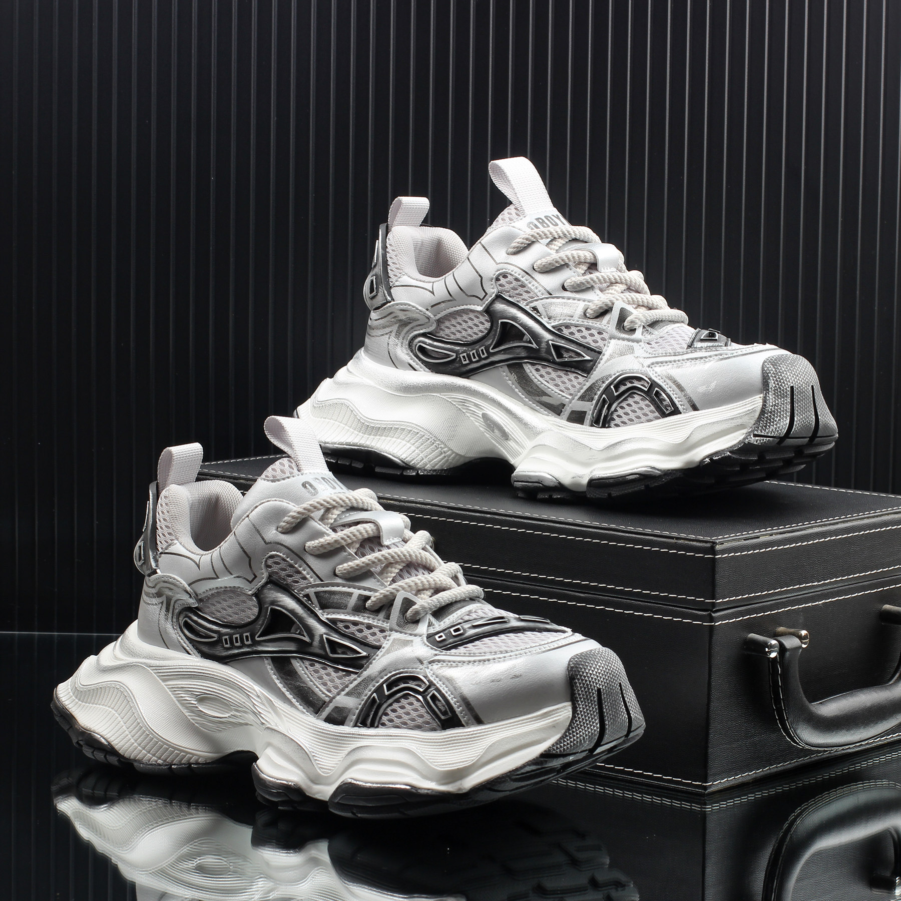 凡先森2025夏季新款时尚老爹鞋男