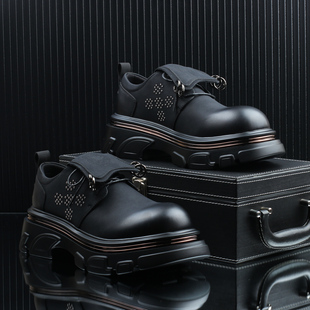 高级感潮牌轻奢小众休闲皮鞋男款2025秋季新款爆款厚底增高男鞋子