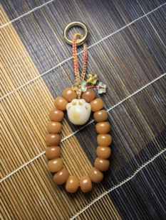 马年限定积土成金股线DIY老树王琥珀色菩提珠知足常乐手机链包挂