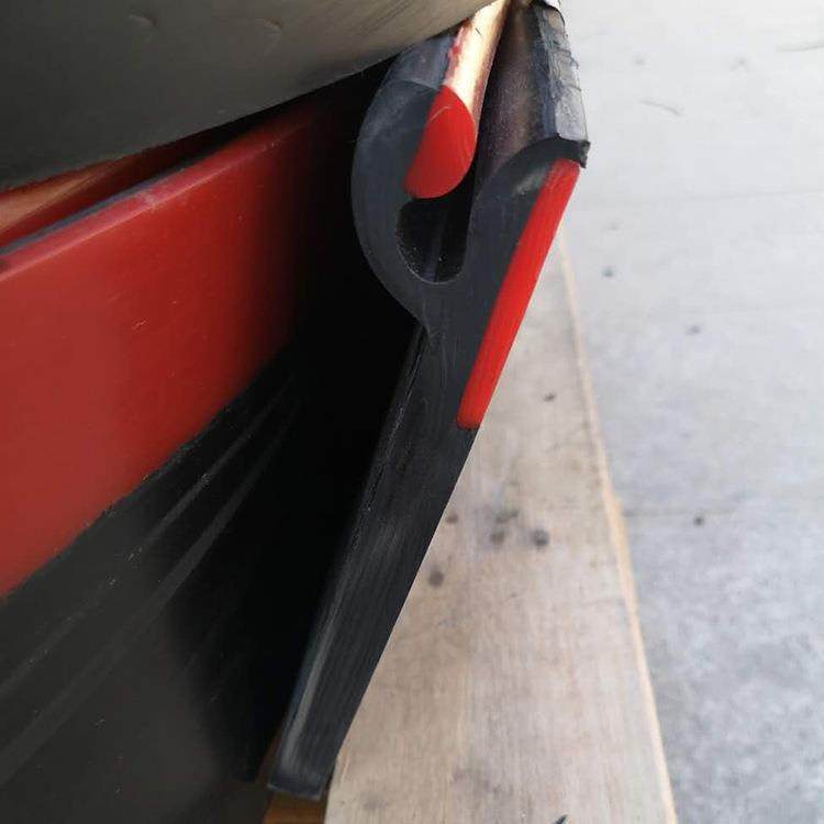 Y型防溢裙板挡煤皮 聚氨酯防溢裙边导料槽 阻燃橡胶防溢裙板,机械设备,矿山专用设备,淘宝优惠券,粉丝福利购,淘宝优惠卷