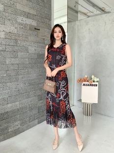 三宅褶皱2025春季新款时尚气质百搭显瘦印花连衣裙女