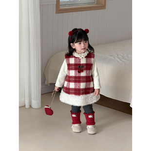 湖州织里童装 女童秋冬新年背心裙两件套 儿童保暖圣诞红格子套装