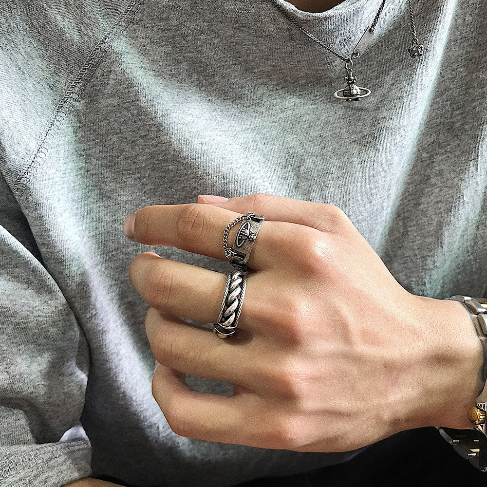SAZ EUROPE AND THE UNITED STATES RETRO TREND DESIGN PORT WIND SATURN CHAIN OLD OPEN RING JAPAN AND SOUTH KOREA PUNK INDEX FINGER RING MEN AND WOMEN