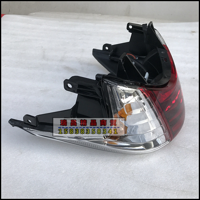 新大洲本田E影110T后尾灯