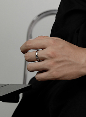 高街痞帅莫比乌斯钛钢男士指环