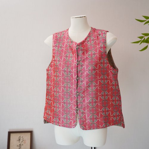 彩云裳—2025年秋季新款无袖马甲香云纱新中式潮流马甲女58095