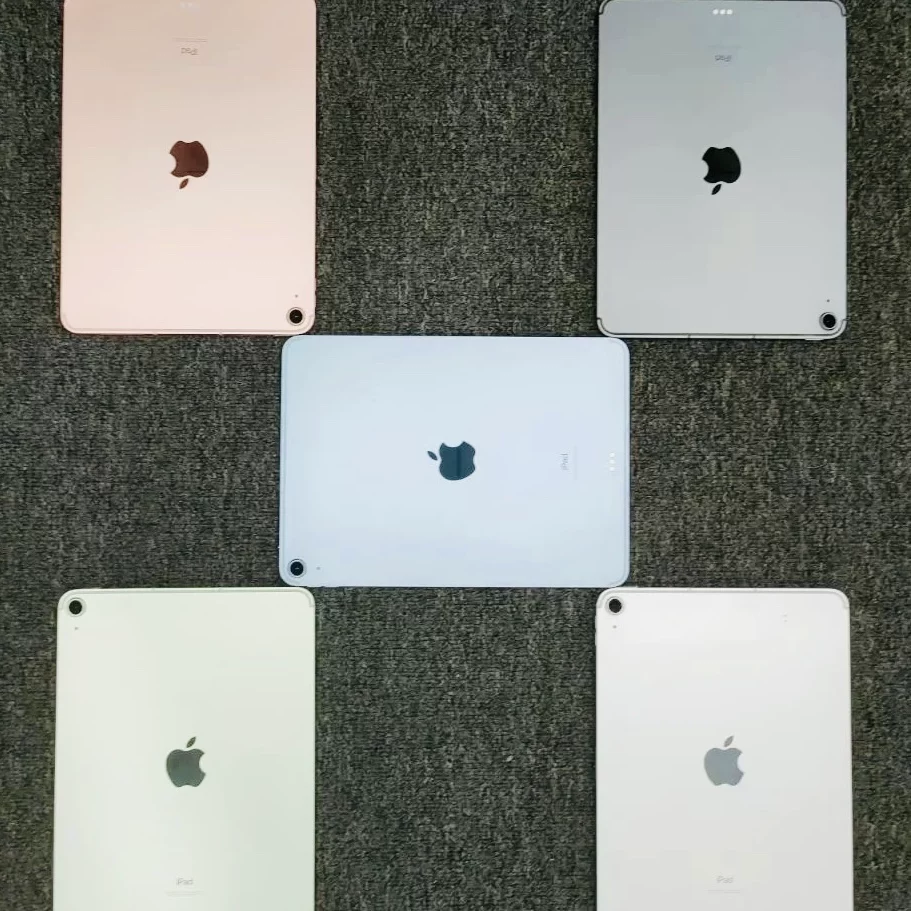 Apple iPad Air4 10.9 -inch full screen