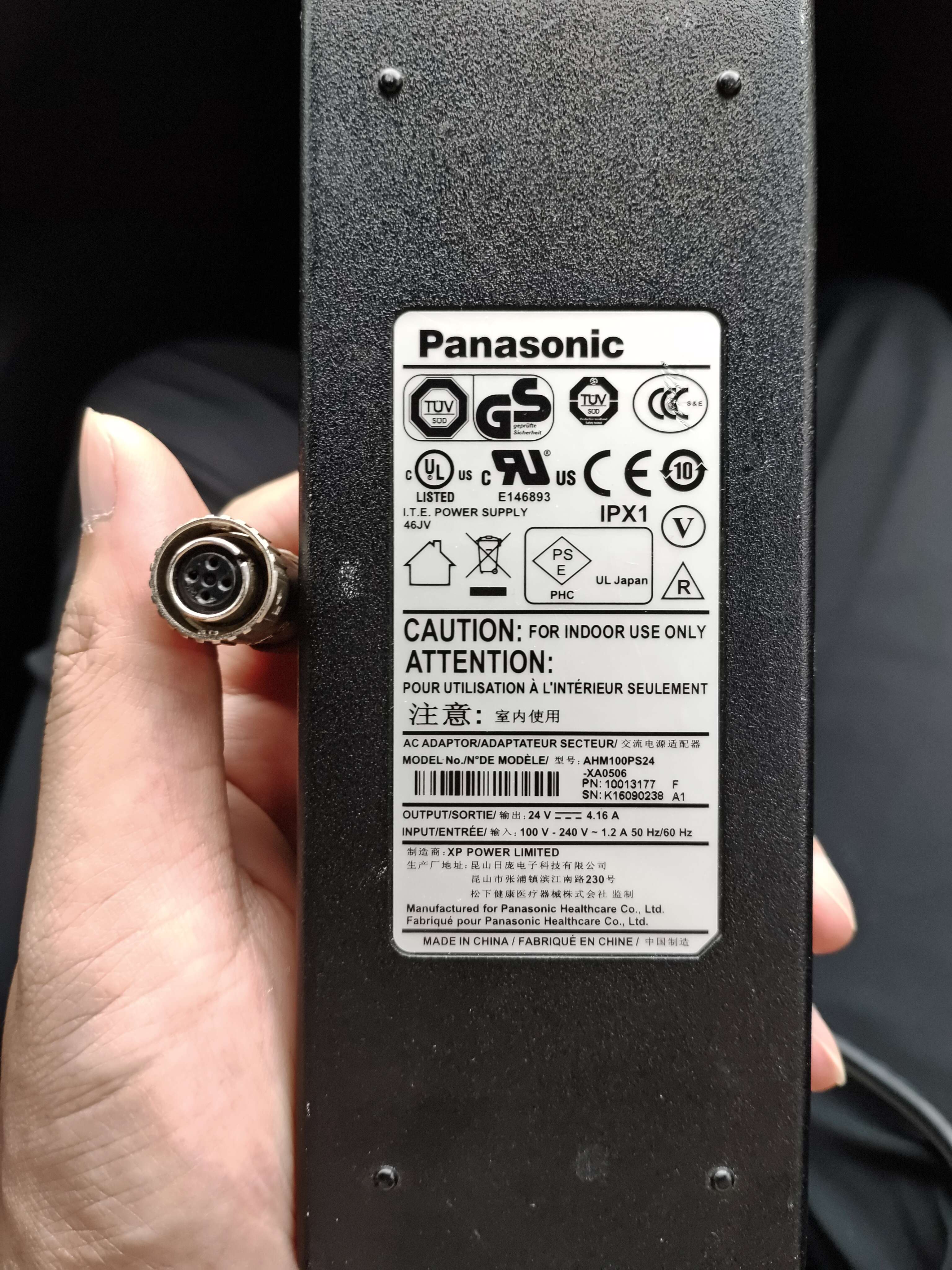 适用于Panasonic松下显示器24V4.16A电源适配器AHM100PS24-XA0506