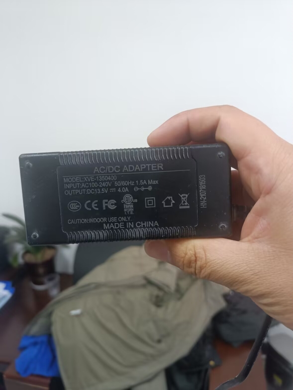 适用 XVE-1350400布控球电源适配器 DC13.5V4.0A