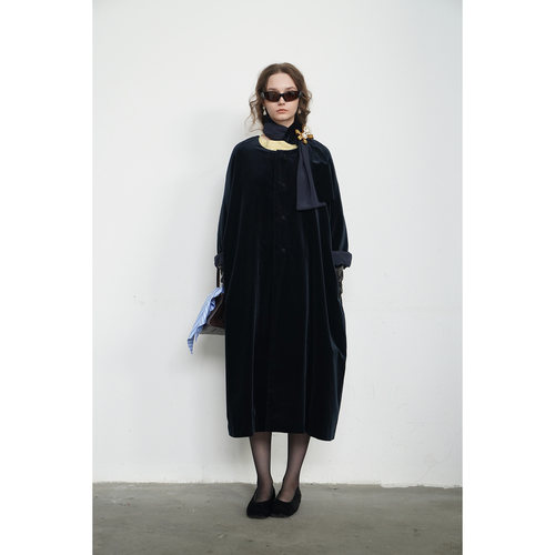 ABow2026蓝调黑宽松丝绒外套
