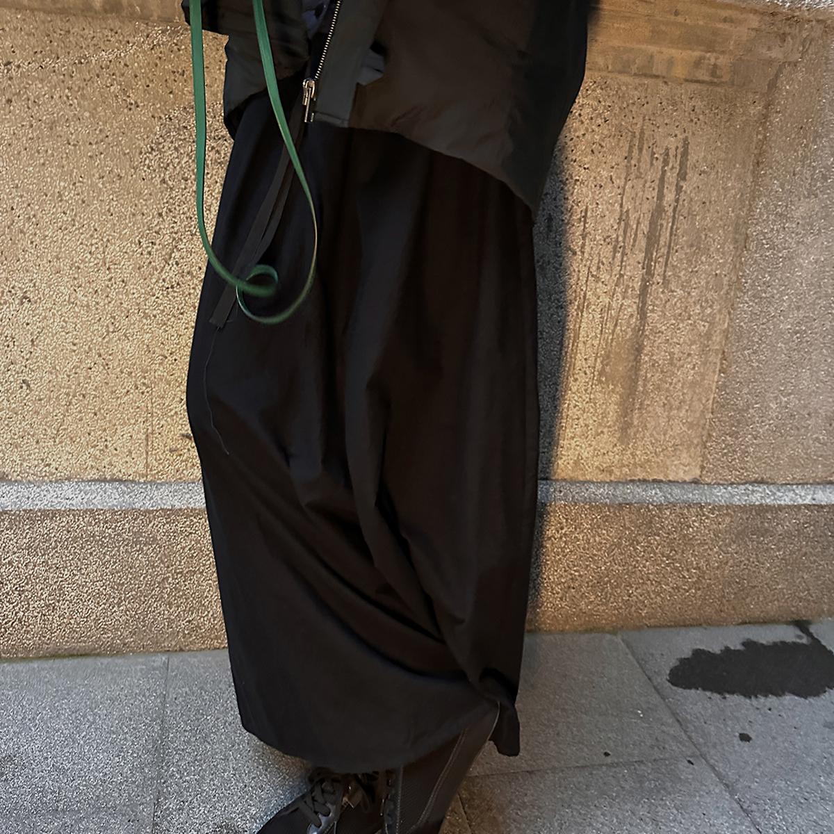 ABow2024|抽绳松紧毛边黑半裙