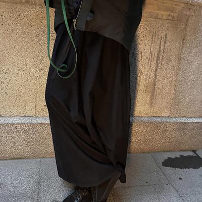 ABow2024|抽绳松紧毛边黑半裙