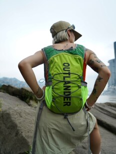 户外越野包透气运动马拉松徒步登山轻量化双肩背包 旷野引力