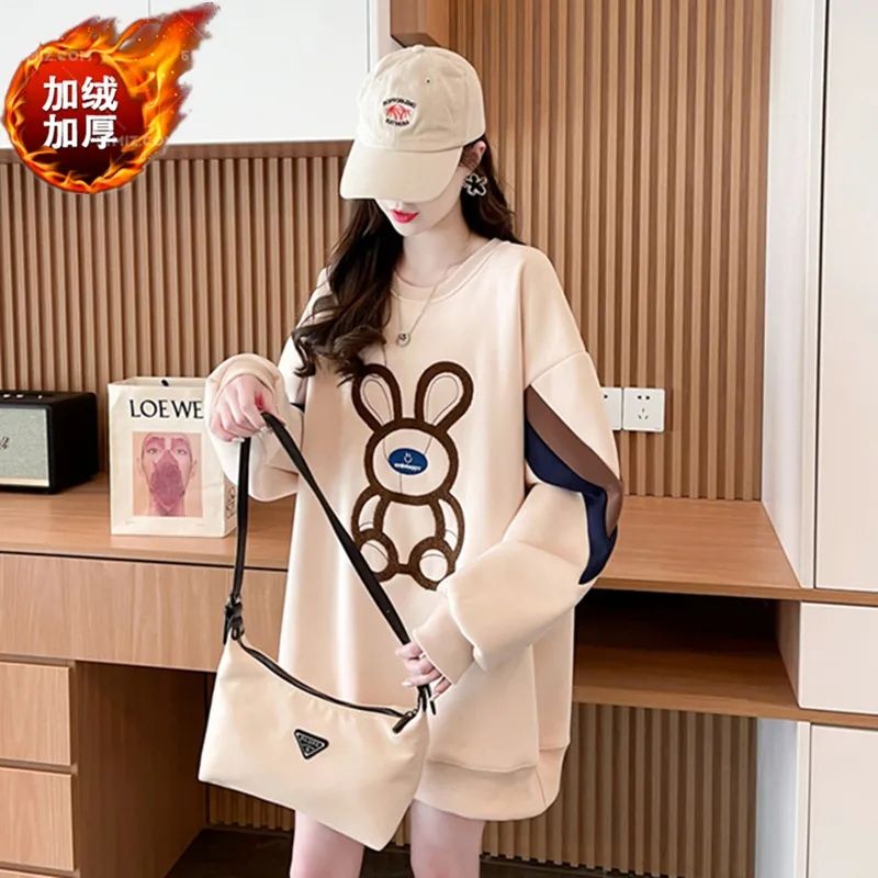 胖MM特大码300斤秋冬季加绒加厚卫衣女卡通刺绣中长款宽松连衣裙