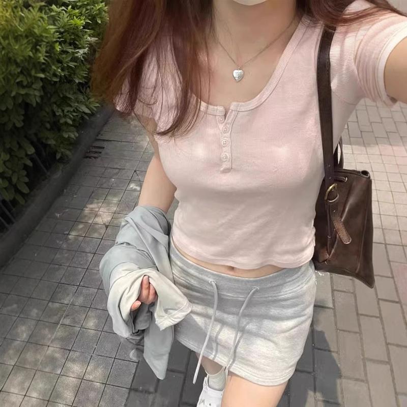 短袖女夏季新款小个子2025年新款粉色正肩t恤设计感修身短款上衣