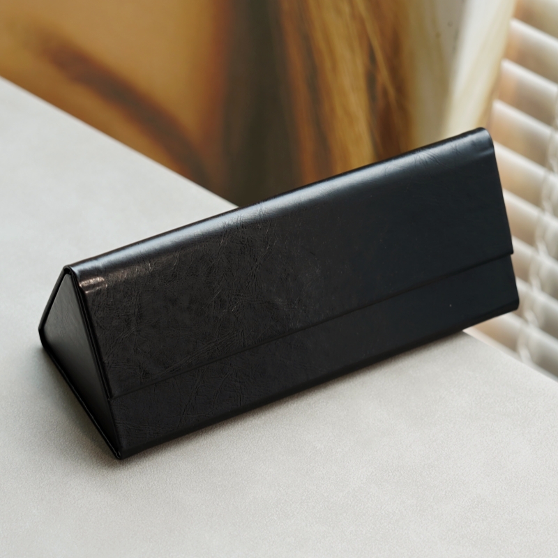 高级感眼镜盒送眼镜布