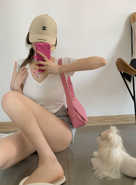 NSS COLLECTION 人间水蜜桃 纯欲设计感小众上衣简约v领短袖t恤女