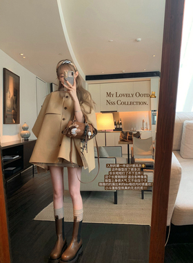 NSS COLLECTION 富士山下 巨爱BBR格纹短款宽松斗篷风衣外套女