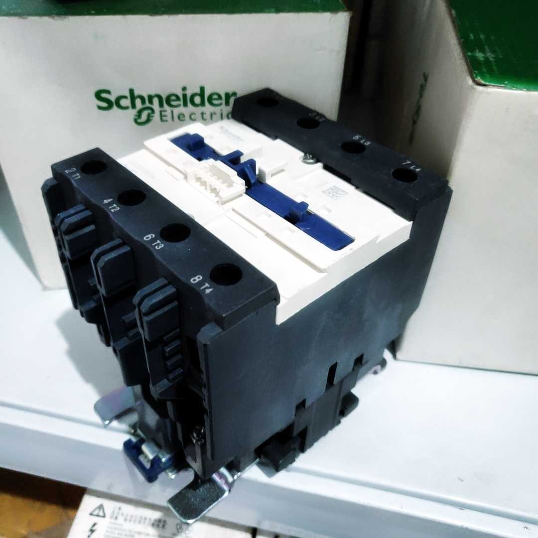 LC1D80004 LC1D80004M5 220VAC