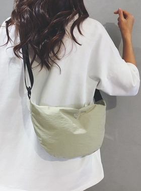 法国GBP 水洗帆布包女2025新款休闲通勤斜挎包运动旅游出行饺子包